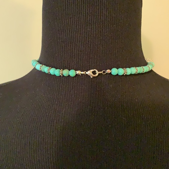 EUC Turquoise Stone Necklace - Picture 2 of 3